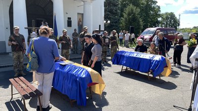 У Полтаві 28 червня 2024-го року прощалися із Олегом Романенком та Андрієм Боруновим