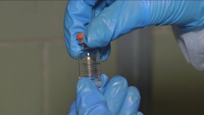 Мобільні бригади на Вінниччині отримали вакцину CoronaVac Мобільні бригади на Вінниччині отримали вакцину CoronaVac