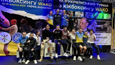 Черкаські кікбоксери привезли нагороди із Кубку України Черкаські кікбоксери привезли нагороди із Кубку України