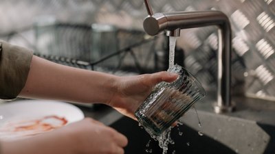 У 10 населених пунктах Одеської області питна вода не відповідає нормам