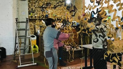 На замовлення військових кропивничани сплели маскувальні сітки На замовлення військових кропивничани сплели маскувальні сітки