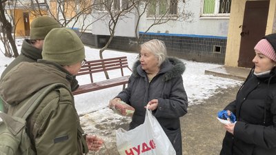 Бабусі для Нацгвардії Бабусі для Нацгвардії