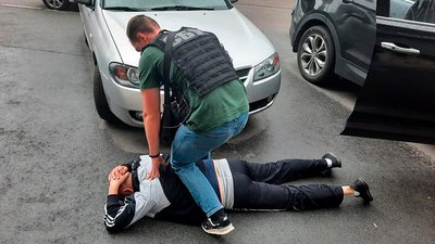 На Кіровоградщині затримали чоловіків, які допомагали призовникам виїхати за кордон На Кіровоградщині затримали чоловіків, які допомагали призовникам виїхати за кордон
