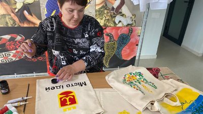 До Дня міста вінницькі майстри представили свої вироби на мистецькій платформі "By Vi" До Дня міста вінницькі майстри представили свої вироби на мистецькій платформі "By Vi"