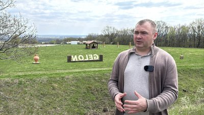 Науковці шукають під Котельвою першу церкву Науковці шукають під Котельвою першу церкву