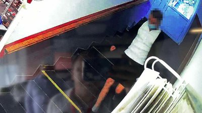 Вибухи поштоматів у Києві та Одесі: у Чернівцях затримали підозрюваного