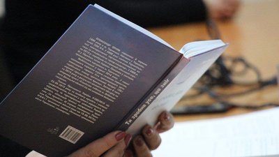 "Із болем в серці": в обласній бібліотеці започаткували новий проєкт "Із болем в серці": в обласній бібліотеці започаткували новий проєкт