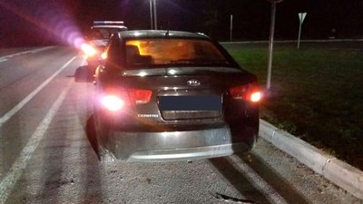 Шукають свідків ДТП на Рівненщині: водій стверджує, що чоловік уже лежав на дорозі