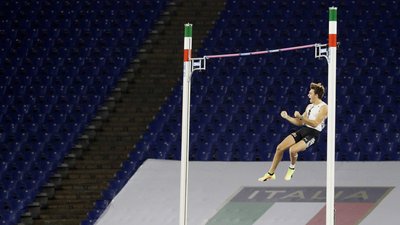 Швед Дуплантіс абсолютний світовий рекордсмен. Він перевершив останній рекорд Бубки