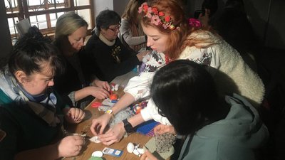 "Символ жіночності та берегині роду". У Сумах виготовляли ляльки-обереги "Символ жіночності та берегині роду". У Сумах виготовляли ляльки-обереги