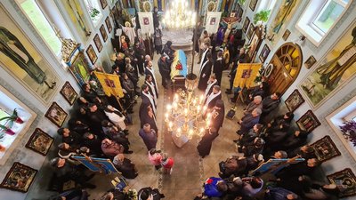 На Закарпатті попрощалися з полеглим захисником Ярославом Желізняком На Закарпатті попрощалися з полеглим захисником Ярославом Желізняком