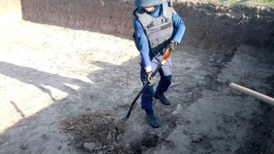 На Херсонщині піротехніки знищили 8 боєприпасів часів Другої світової війни На Херсонщині піротехніки знищили 8 боєприпасів часів Другої світової війни