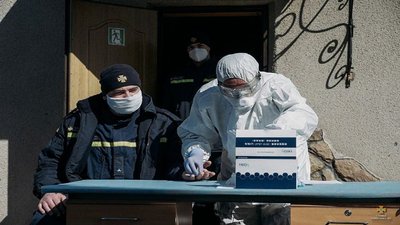 На Тернопільщині рятувальників перевірили на COVID-19 На Тернопільщині рятувальників перевірили на COVID-19