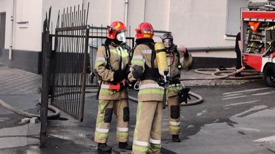 У Києві горіло відділення поліції, частково пошкоджені документи У Києві горіло відділення поліції, частково пошкоджені документи