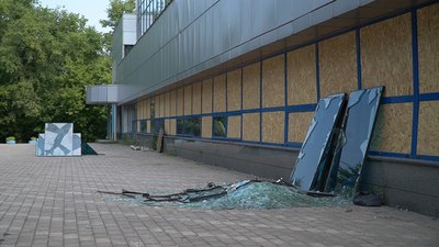 Спорткомплекс Дніпра, що був пошкоджений через ракетний удар готують до відкриття Спорткомплекс Дніпра, що був пошкоджений через ракетний удар готують до відкриття