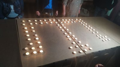 У Миколаєві влаштували вечір-реквієм, щоб вшанувати жертв депортації кримських татар У Миколаєві влаштували вечір-реквієм, щоб вшанувати жертв депортації кримських татар