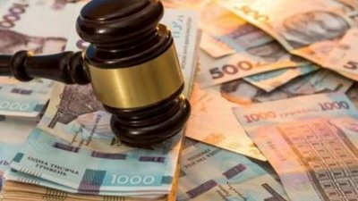 Будував хату за рахунок держави: на Хмельниччині судитимуть заступника директора держпідприємства