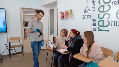 У Дніпрі стартувала програма щоденних тренінгів з домедичної допомоги для цивільних У Дніпрі стартувала програма щоденних тренінгів з домедичної допомоги для цивільних