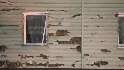 Атака РФ по Новгороду-Сіверському 17 листопада 2025 року: пошкоджені будинки та магазин