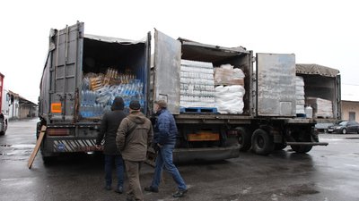 Відправили бензопили і дрова: Черкащина передала допомогу на Херсонщину