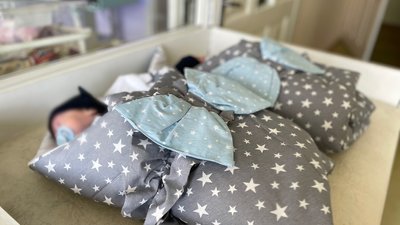 У Львові врятували близнят, які народилися передчасно та зі сплутаною пуповиною У Львові врятували близнят, які народилися передчасно та зі сплутаною пуповиною