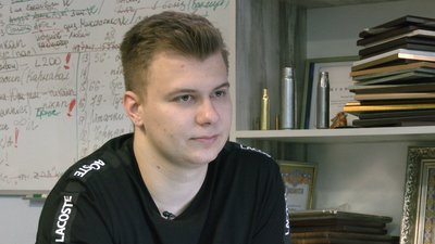На снарядах, танках і літаках: надіслати побажання для російської армії можна за донати для української На снарядах, танках і літаках: надіслати побажання для російської армії можна за донати для української