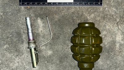 На Житомирщині двоє чоловіків підірвали себе гранатами, ще один — погрожував боєприпасом у магазині На Житомирщині двоє чоловіків підірвали себе гранатами, ще один — погрожував боєприпасом у магазині