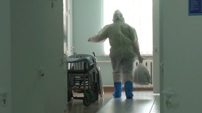 Везуть звідусіль: на 60% заповнене ковідне відділення у Золотоніській лікарні Везуть звідусіль: на 60% заповнене ковідне відділення у Золотоніській лікарні