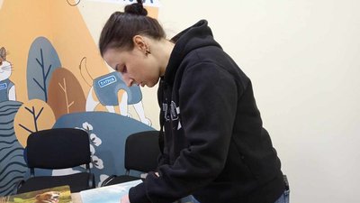 Хмельницькі підприємці віддаватимуть патріотичні календарі за донати Хмельницькі підприємці віддаватимуть патріотичні календарі за донати