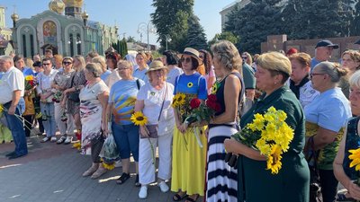 Сонях пам'яті: у Черкасах вшанували полеглих на війні захисників