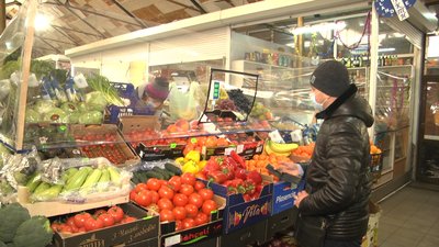 Штрафи за відвідувачів без маски: що кажуть львівські підприємці та правозахисник