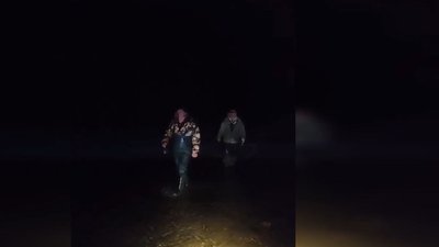 Були за півтора кілометра до берега: на Черкащині рятувальники евакуювали рибалок