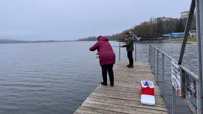 Забруднення Тернопільського ставу: що кажуть держекоінспектори Забруднення Тернопільського ставу: що кажуть держекоінспектори
