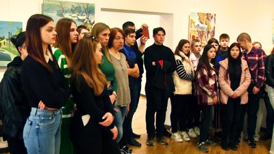 "Пейзажі рідної землі": у Вінниці відкрилася виставка Ярослава Леонця "Пейзажі рідної землі": у Вінниці відкрилася виставка Ярослава Леонця