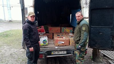 Тернопільські волонтери відправили допомогу військовим на схід України Тернопільські волонтери відправили допомогу військовим на схід України
