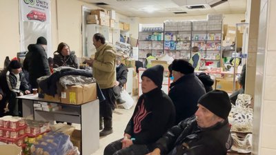 "Поки є можливість - будемо допомагати": запорізькі волонтери у Бахмуті "Поки є можливість - будемо допомагати": запорізькі волонтери у Бахмуті