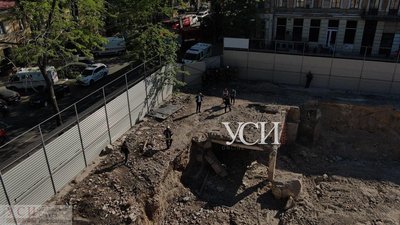 У центрі Одеси обвалилась частина будинку У центрі Одеси обвалилась частина будинку