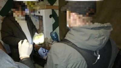 Виготовляли понад 10 кг амфетаміну на місяць: на Черкащині викрили нарколабораторію Виготовляли понад 10 кг амфетаміну на місяць: на Черкащині викрили нарколабораторію