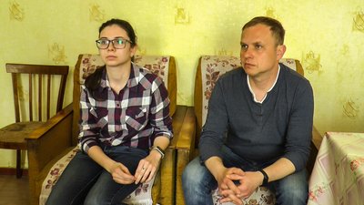 Ховалися та ходили на антиросійський мітинг. Подружжя з Херсона – про життя в окупації та виїзд у Кропивницький