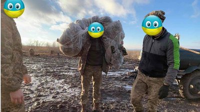 Військові в зоні ООС отримали маскувальну сітку від музейниць з Луцька Військові в зоні ООС отримали маскувальну сітку від музейниць з Луцька