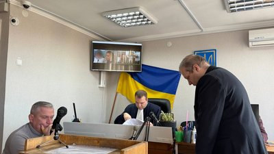 Суд у справі про неякісні консерви