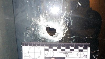 Стріляв із автомата по житловому будинку: на Житомирщині підозрюють місцевого жителя Стріляв із автомата по житловому будинку: на Житомирщині підозрюють місцевого жителя