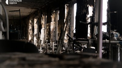 "В мене ком в горлі був": історія підприємців, які втратили виробництво через ракетний удар по Одесі. ФОТО. ВІДЕО "В мене ком в горлі був": історія підприємців, які втратили виробництво через ракетний удар по Одесі. ФОТО. ВІДЕО