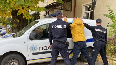 Черкащанина підозрюють у фейковому замінуванні львівських лікарні та вокзалу