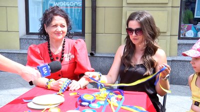 На День Конституції у Житомирі працювало містечко народних ремесел із майстер-класами На День Конституції у Житомирі працювало містечко народних ремесел із майстер-класами