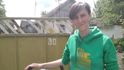 Історія одного волонтерства: як житомирська вчителька допомагає родині випускниці школи Історія одного волонтерства: як житомирська вчителька допомагає родині випускниці школи