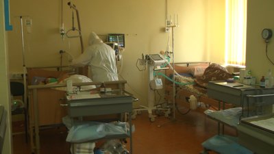 COVID-19 на Запоріжжі: понад сімсот випадків за добу, 35 людей померли