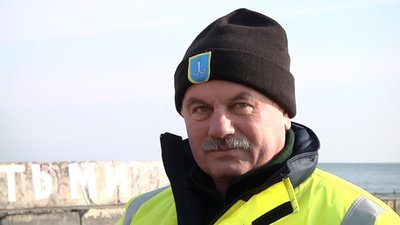Дно одеських пляжів почали обстежувати перед Водохрещем Дно одеських пляжів почали обстежувати перед Водохрещем