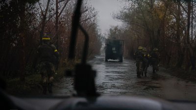 Українські військові