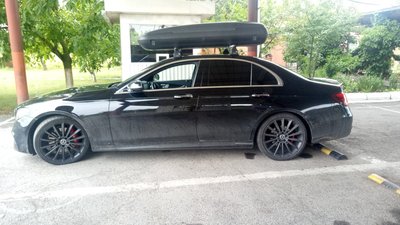 Викрадений у Франції: на Закарпатті виявили авто, яке розшукував Інтерпол
